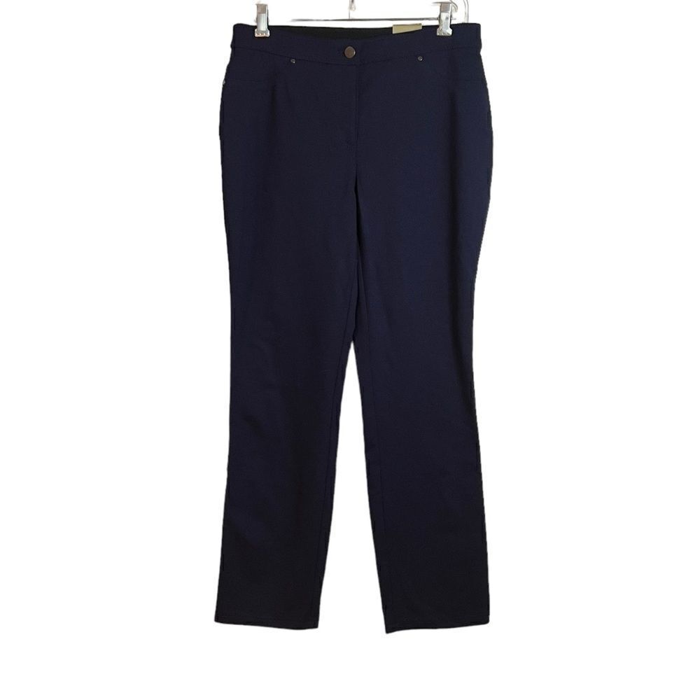 NWT! Chicos navy‎ slim leg pull on pants. Size 0
